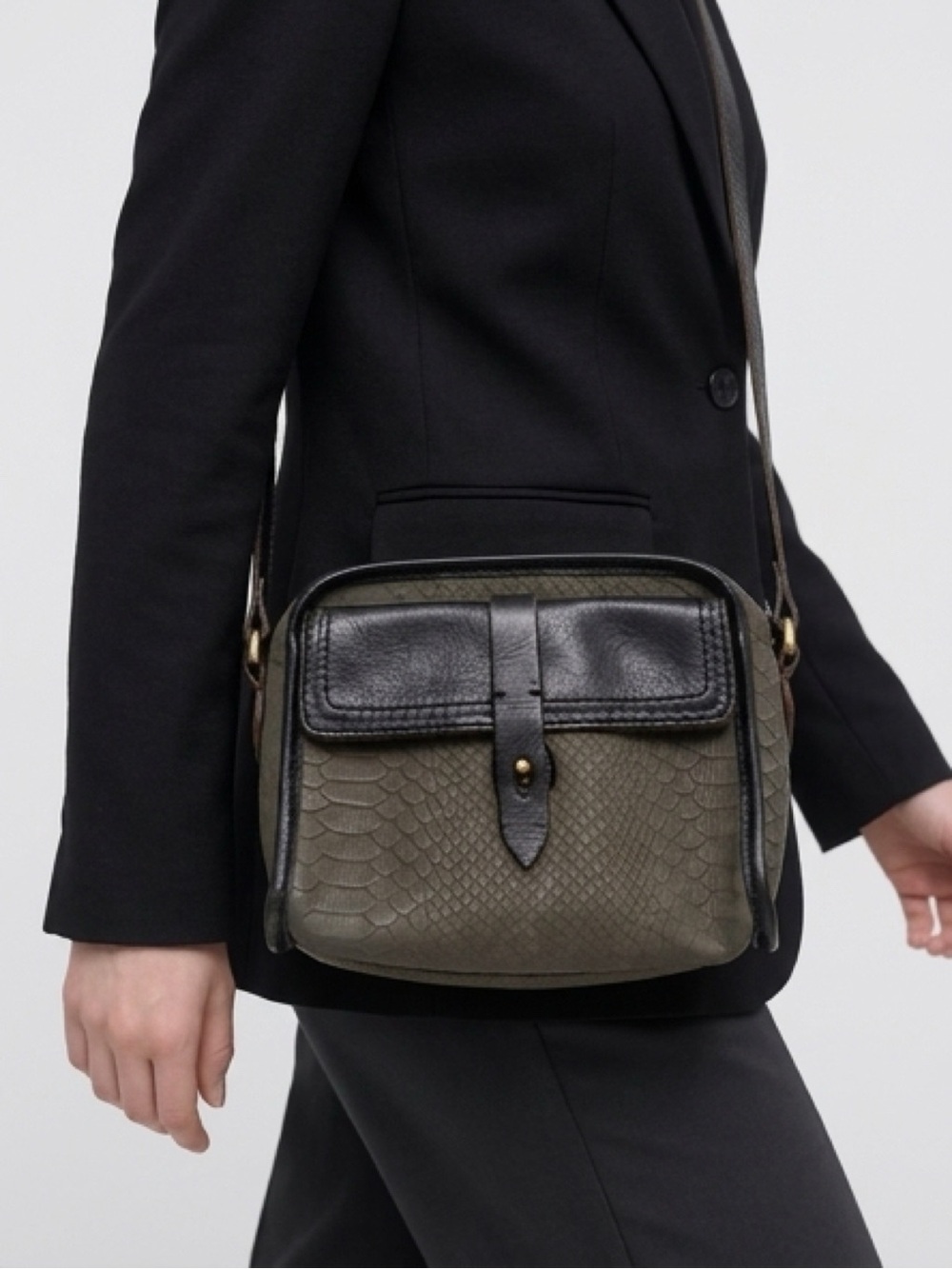 Madewell Classic Olive Green Crossbody Bag with Black Trim